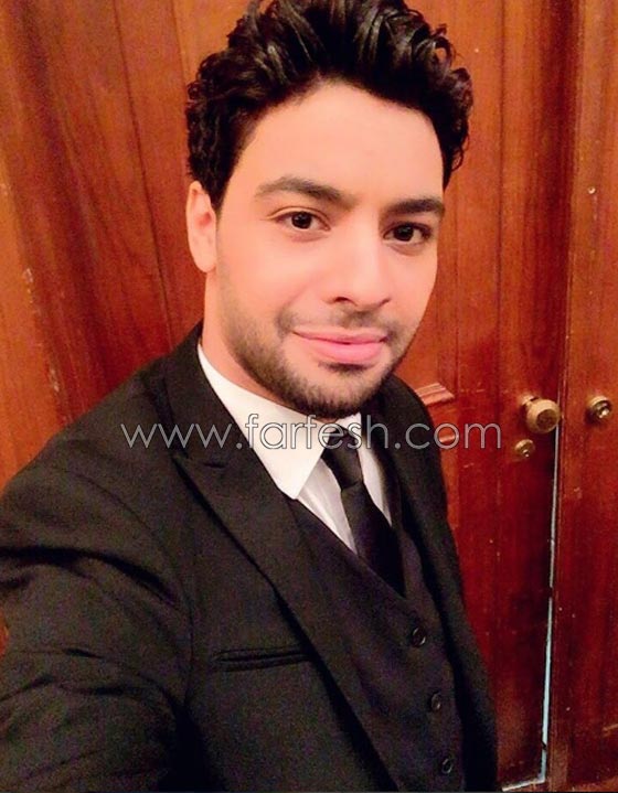  فيديو احمد جمال يفاجئ احدى معجباته ويكشف لها بنفسه ميعاد خطوبتها صورة رقم 15