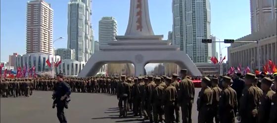 كيف تكون الحياة عندما تعيش في هذا البلد المنغلق؟ فيديو صورة رقم 2