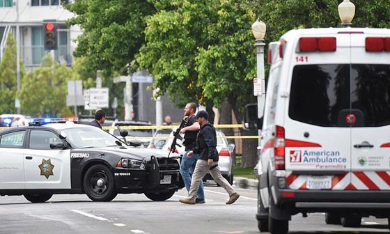  مسلم اسود البشرة يكره البيض يقتل 3 أمريكيين بدقيقة ويصرخ (الله أكبر)  صورة رقم 12