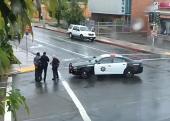  مسلم اسود البشرة يكره البيض يقتل 3 أمريكيين بدقيقة ويصرخ (الله أكبر)  صورة رقم 9