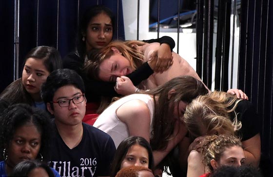 بيل كلينتون لم يكن راضيا عن ادائها وهذه اسرار هزيمة هيلاري.. صور صورة رقم 9