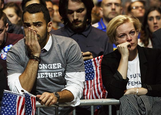 بيل كلينتون لم يكن راضيا عن ادائها وهذه اسرار هزيمة هيلاري.. صور صورة رقم 12