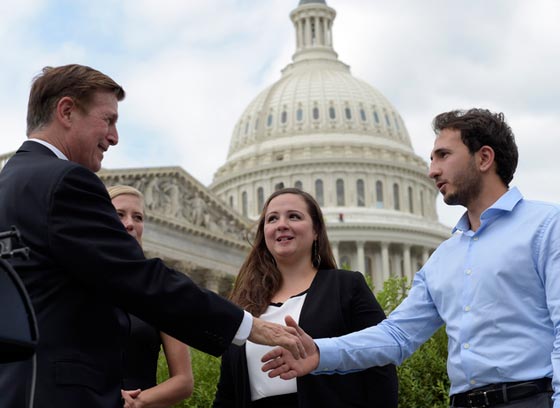  مصر تفرج عن آية حجازي.. ما لم يفعله اوباما بسنوات فعله ترامب باسبوع صورة رقم 2