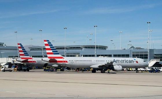 ضربها بعربة أطفال: فيديو فضيحة جديدة على متن طائرة اميريكان إيرلاينز صورة رقم 12