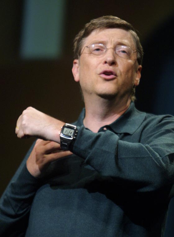 اغنى رجل في العالم يمنع الهاتف عن اطفاله دون 14 وساعته بـ10 دولارات صورة رقم 2