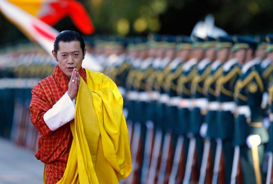 منهم عربيان.. تعرَّفوا على أصغر الرؤساء والملوك في العالم صورة رقم 5