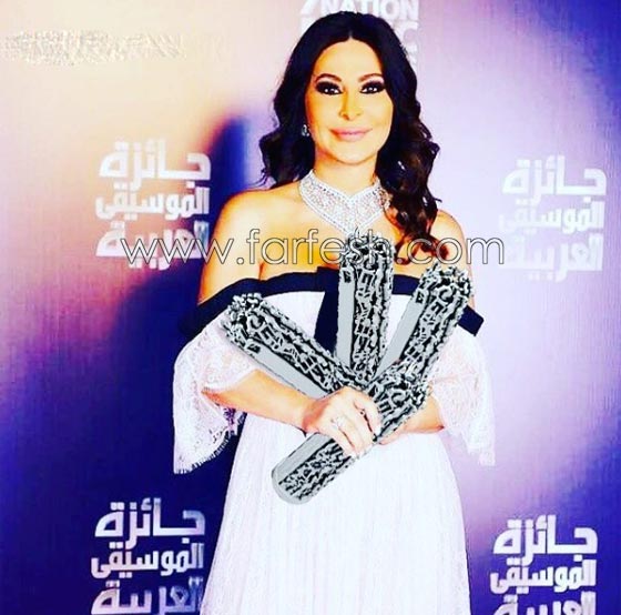 فيديو: اليسا تهاجم رزان مغربي وتحرجها على الهواء ورزان ترد عليها! صورة رقم 3