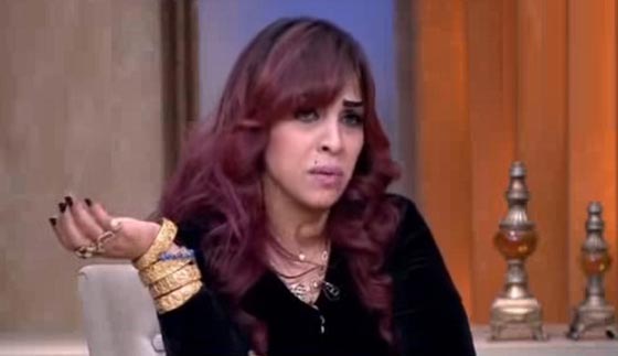 هجوم على والدة الطفلتين بطلتي كليب (الواد ده بتاعي) ومحامٍ يتوعدها بالسجن!  صورة رقم 4