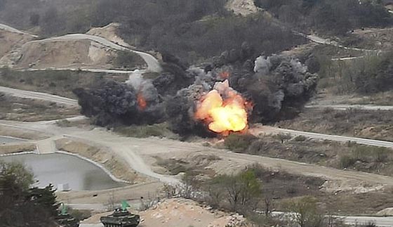 التهديدات تتصاعد.. كوريا الشمالية ستمحو امريكا وتدمر كوكب الارض صورة رقم 3