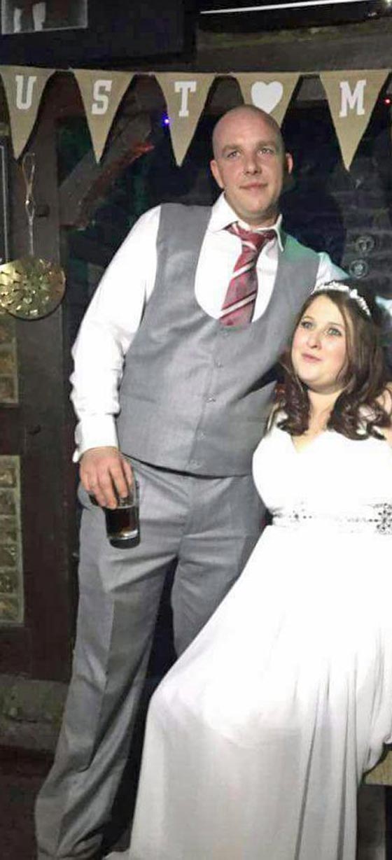 (الوحش) يتعقب فتاة قبل ان يغتصبها ويتزوج من اخرى بعد ساعات! فيديو صورة رقم 2