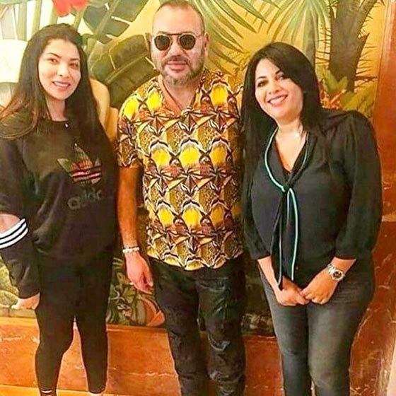  صور ملك المغرب واسرته بلباس البحر (المايوه) على شاطئ ميامي تثير ضجة صورة رقم 13