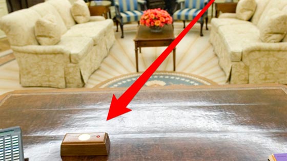 زر أحمر في مكتب ترامب.. هل هو زر نووي لضرب كوريا الشمالية؟ صورة رقم 1