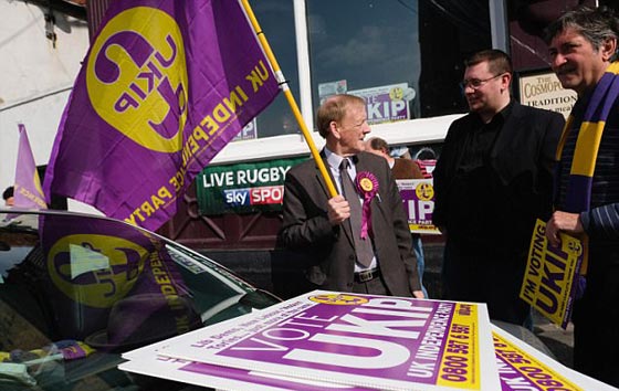  صور صادمة لمشاجرة نسائية دموية عنيفة في بريطانيا: لن تصدّق السبب! صورة رقم 15