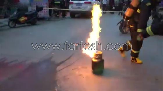 بالفيديو.. شجاعة رجال إطفاء صينيون في مواجهة الحريق صورة رقم 8