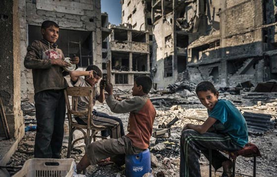 عدسة على سوريا.. معرض لمصور روسي يوثق اصعب حالات المعاناة في سوريا صورة رقم 6