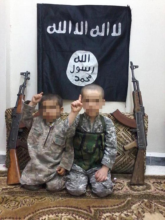 طفولة داعشية.. طفل يهدد مواطني البلاد بالذبح في استراليا ويثير جدلا صورة رقم 3