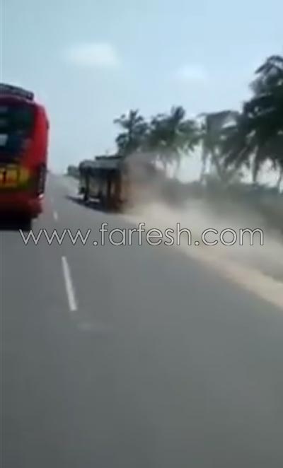 فيديو مرعب:  سباق خطير بين حافلتين على الطريق السريع صورة رقم 2