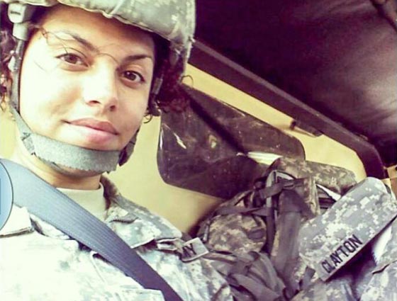 لقطات فريدة التقطتها مصورة حربية ثوان قليلة قبل قتلها في أفغانستان! صورة رقم 4