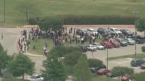 صور وفيديو: فشل علاقة عاطفية وراء اطلاق النار والانتحار في جامعة تكساس  صورة رقم 11