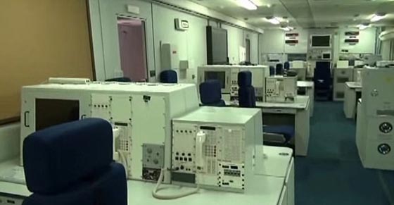 شاهدوا يوم القيامة طائرة تحصن الرئيس الأمريكي من الحرب النووية والنيازك صورة رقم 8