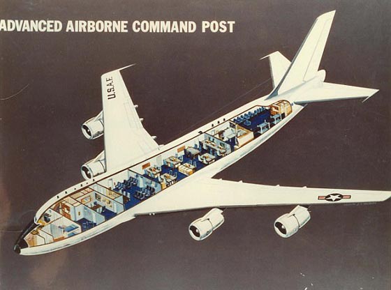 شاهدوا يوم القيامة طائرة تحصن الرئيس الأمريكي من الحرب النووية والنيازك صورة رقم 2