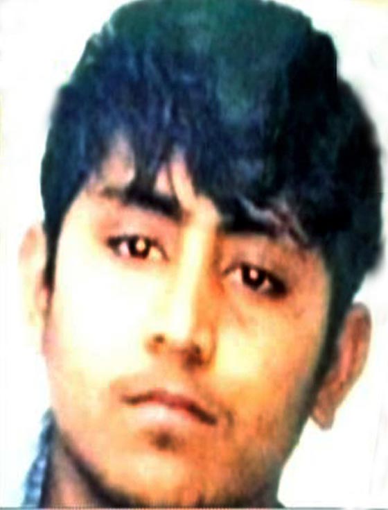 حكم تاريخي باعدام مرتكبي ابشع جريمة اغتصاب وقتل هزت الهند صورة رقم 4