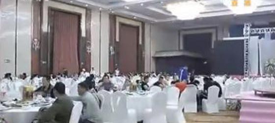  عرس ينتهي بفضيحة.. فما السر الذي اكتشفته العروس؟! فيديو صورة رقم 1