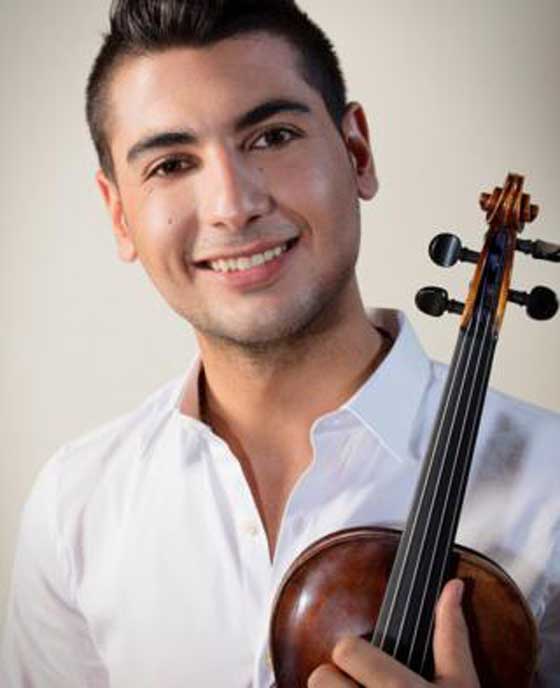 لاجئ سوري يفر إلى ألمانيا ويصدر البومه الاول للعزف على الكمان صورة رقم 3