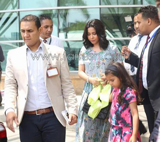 شيرين عبد الوهاب تعلم باقي النجمات اسلوب التربية الصحيحة للبنات! صورة رقم 12