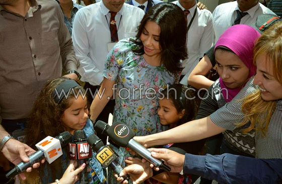 شيرين عبد الوهاب تعلم باقي النجمات اسلوب التربية الصحيحة للبنات! صورة رقم 17