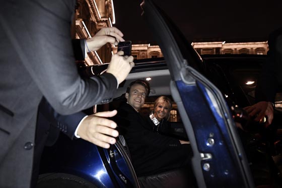 بعد فوز ساحق في الرئاسة.. عين ماكرون على اغلبية في البرلمان صورة رقم 10