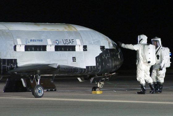 بعد عامين في الفضاء.. المركبة الامريكية الغامضة تهبط بفلوريدا صورة رقم 3