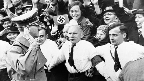  اسوشيتد برس تعترف: ابرمنا صفقة سرية مع هتلر لننشر صور النازيين! صورة رقم 4