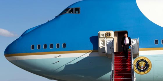 بيونغ تتسبب باضرار بقيمة ملايين الدولارات لطائرة الرئاسة الامريكية صورة رقم 3