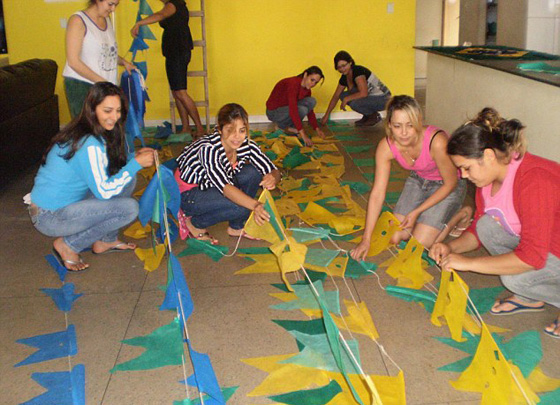 قرية في البرازيل سكانها نساء فقط يناشدن الرجال بالعودة صورة رقم 10