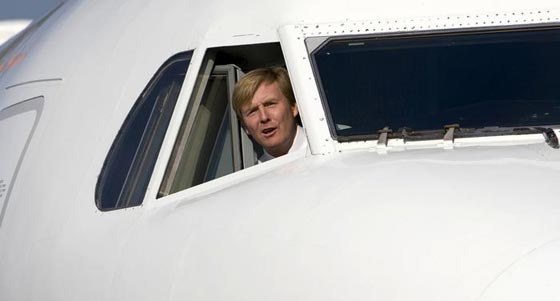 بعد 21 عاما.. ملك هولندا يكشف عن وظيفته السرية  صورة رقم 5