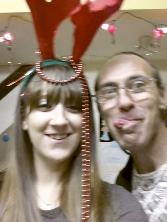 سنوات من الاعتداء الوقح والقذر مارسه اب ضد ابنته لينتهي الى السجن صورة رقم 3