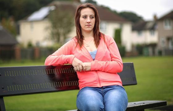 سنوات من الاعتداء الوقح والقذر مارسه اب ضد ابنته لينتهي الى السجن صورة رقم 4