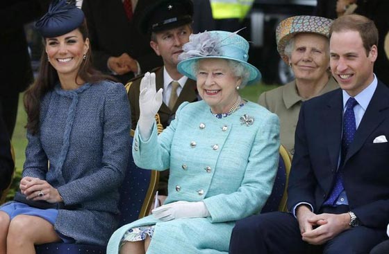 من داخل خزانة الملكة اليزابيث.. اليكم 6 اسرار! صورة رقم 4