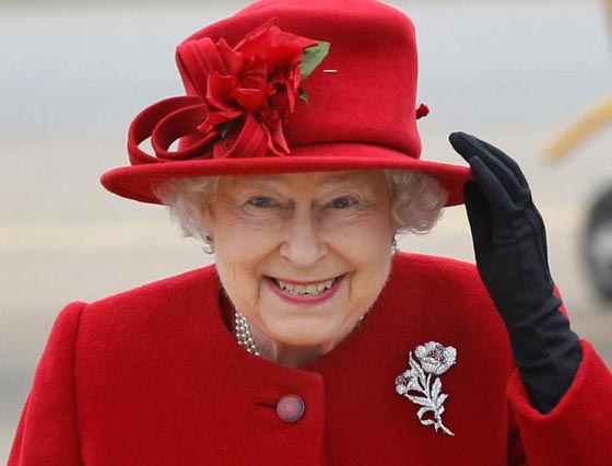 من داخل خزانة الملكة اليزابيث.. اليكم 6 اسرار! صورة رقم 1