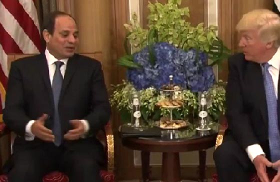 ما لذي قاله السيسي لترامب وجعله يبتسم ويضحك الحضور؟ فيديو صورة رقم 1