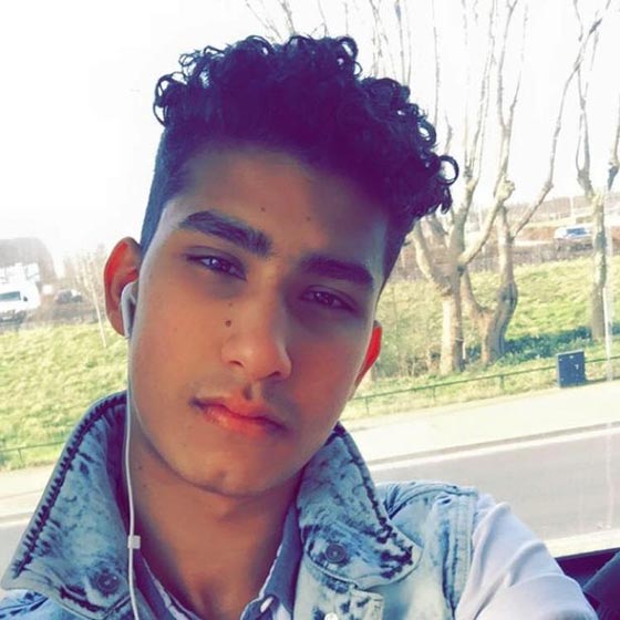 لم تعجبهم نظرات الشاب المصري فانهالوا عليه طعنا وقتلوه امام خطيبته صورة رقم 3