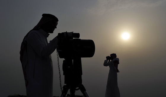 كيف يتم رصد هلال رمضان ومتى وما هي مراحله؟ صورة رقم 4