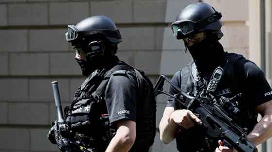  ماذا طلب ارهابي مانشستر من امه قبل دقائق من تنفيذ الهجوم؟ صورة رقم 4