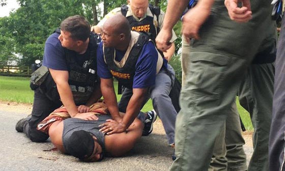 لماذا تفرض الشرطة تعتيما على جريمة قتل 8 اشخاص في مسيسيبي امس صورة رقم 3