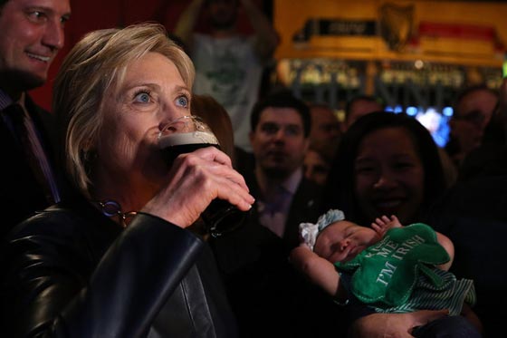 بالفيديو.. هيلاري كلينتون عاشقة الكحول كادت أن تصبح زعيمة العالم صورة رقم 4