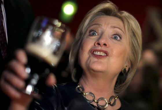 بالفيديو.. هيلاري كلينتون عاشقة الكحول كادت أن تصبح زعيمة العالم صورة رقم 7