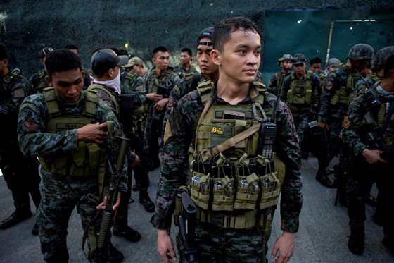 داعش يتبنى الهجوم الدامي في مانيلا والدلائل تشير الى سطو مسلح! صورة رقم 5