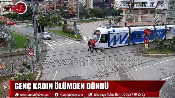 فيديو مروع.. قطار يدهس فتاة تركية اثناء انشغالها بالهاتف صورة رقم 3