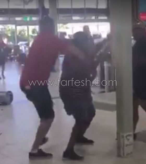 شاهد ماذا فعل هذا المسافر الغاضب في مطار استراليا.. فيديو صورة رقم 3
